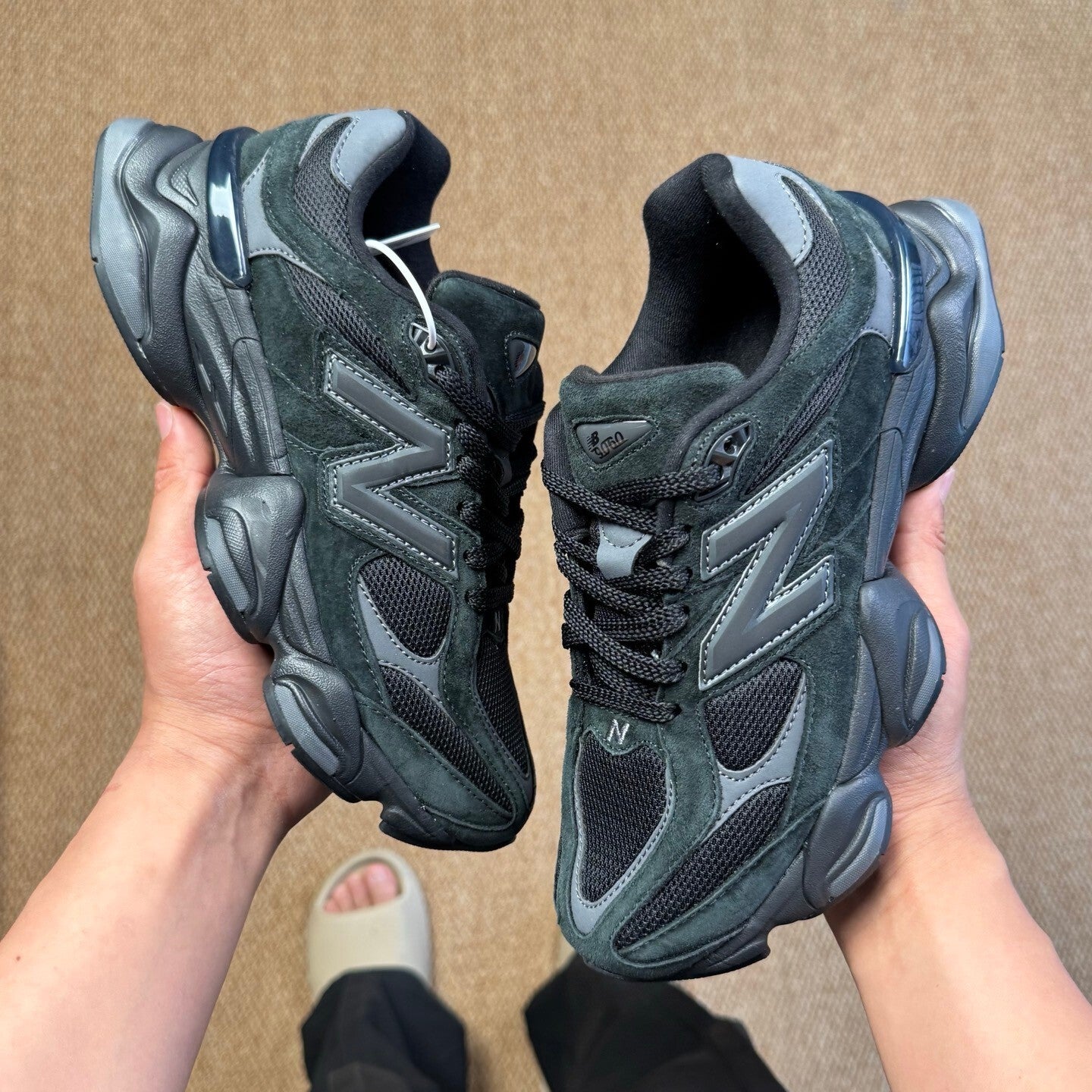 New Balance 9060 Black Cement