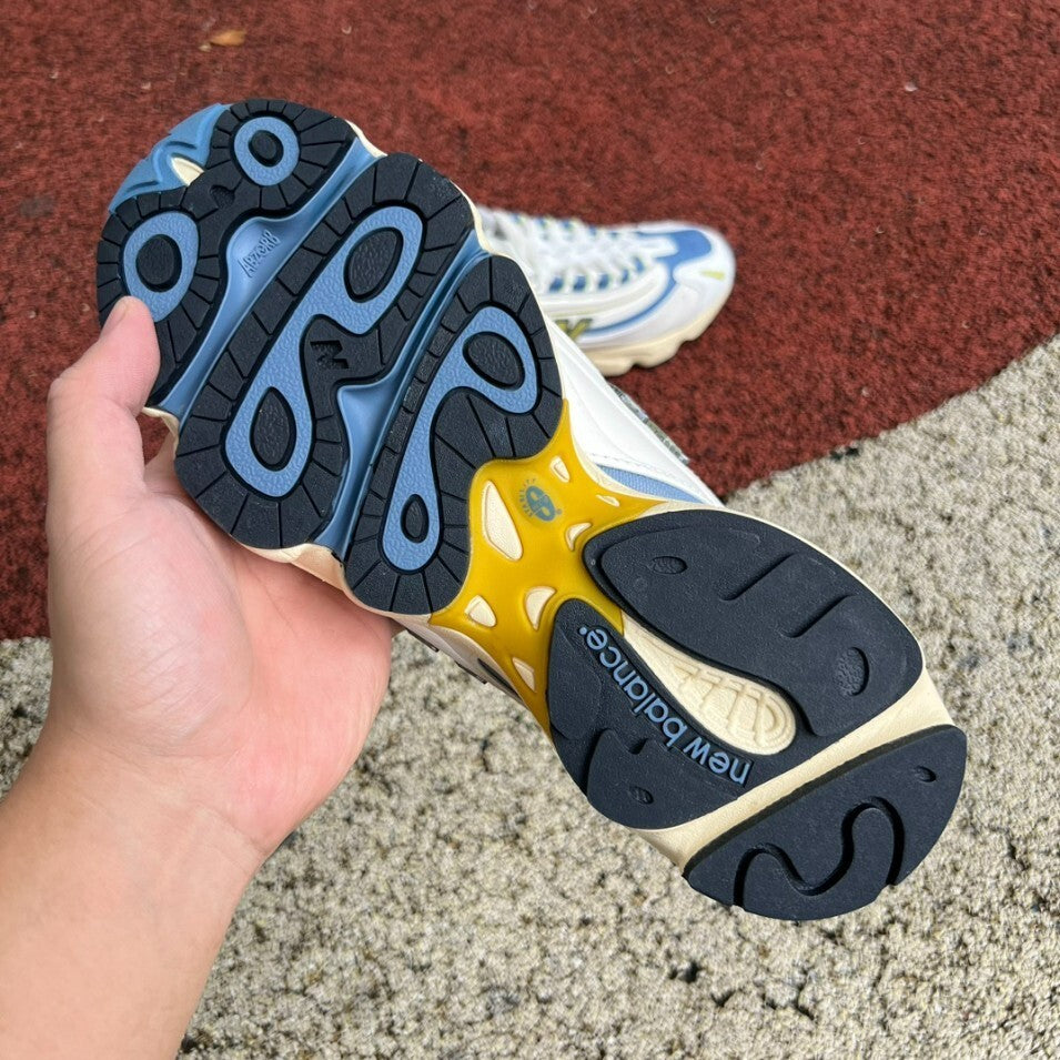 New Balance M1000 "Sea Salt/Heron Blue" sneakers