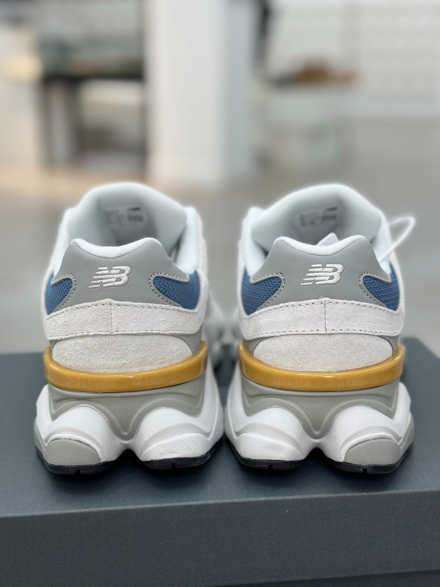 New Balance 9060 Heron Blue Grey