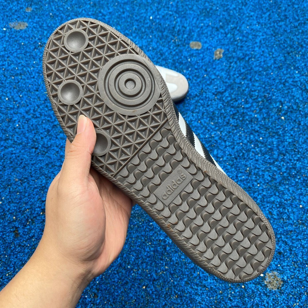 adidas Originals Samba OG Cloud White / Core Black / Clear Granite