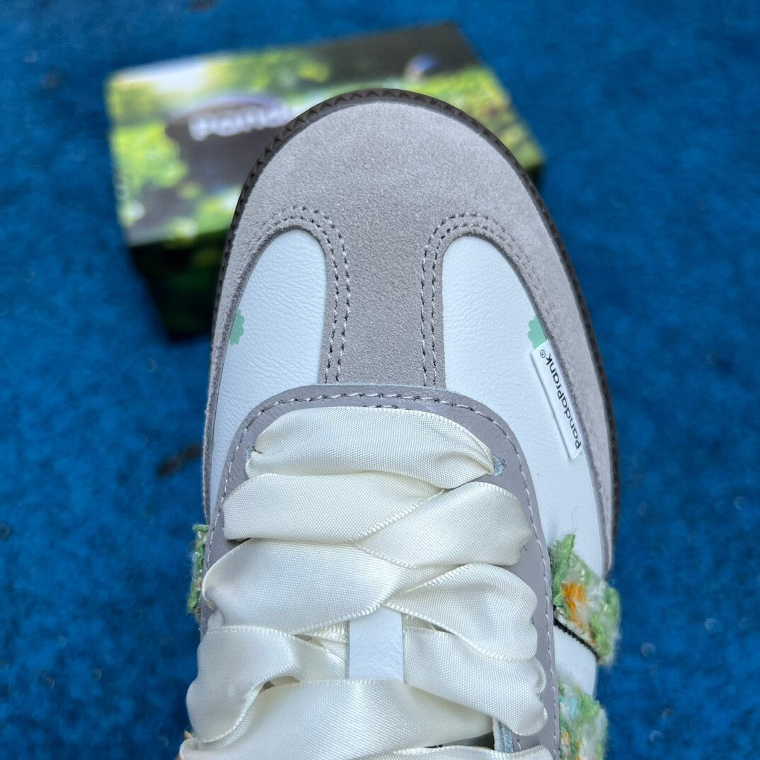 Adidas Samba OG Panda Prank