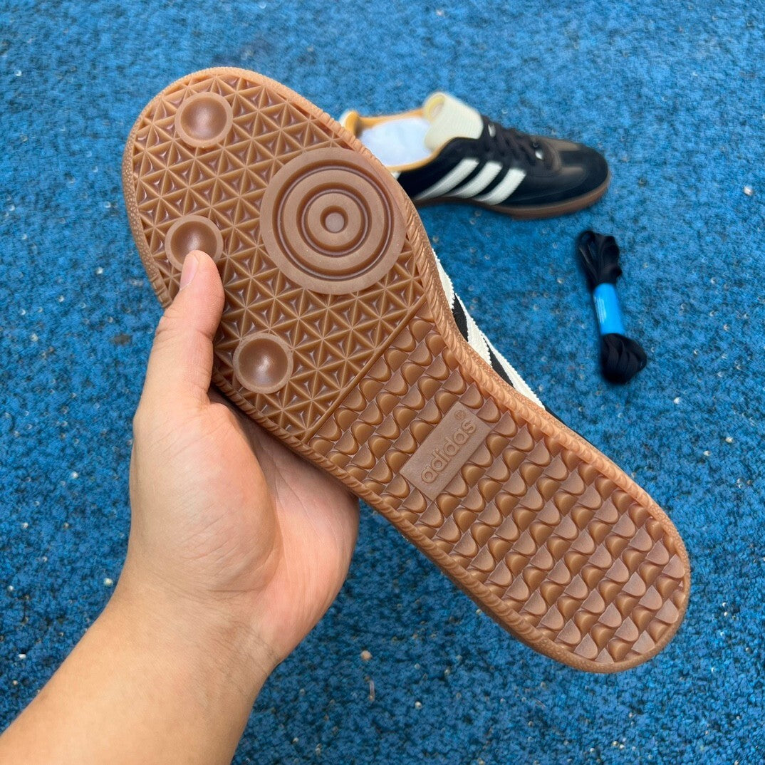 Adidas x JJJJound Samba OG "Core Black/Off White-Gum
