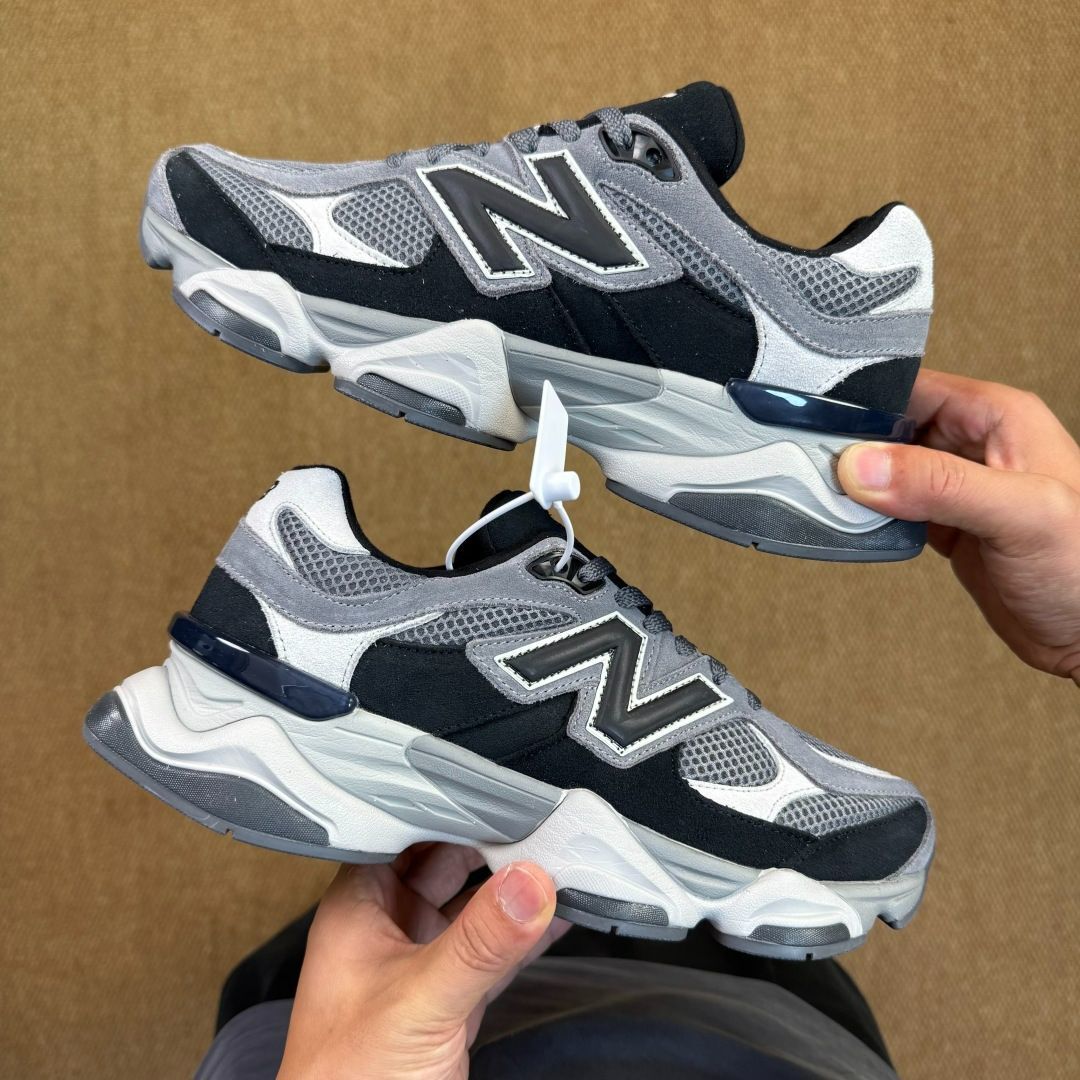 New Balance 9060 Black Castlerock