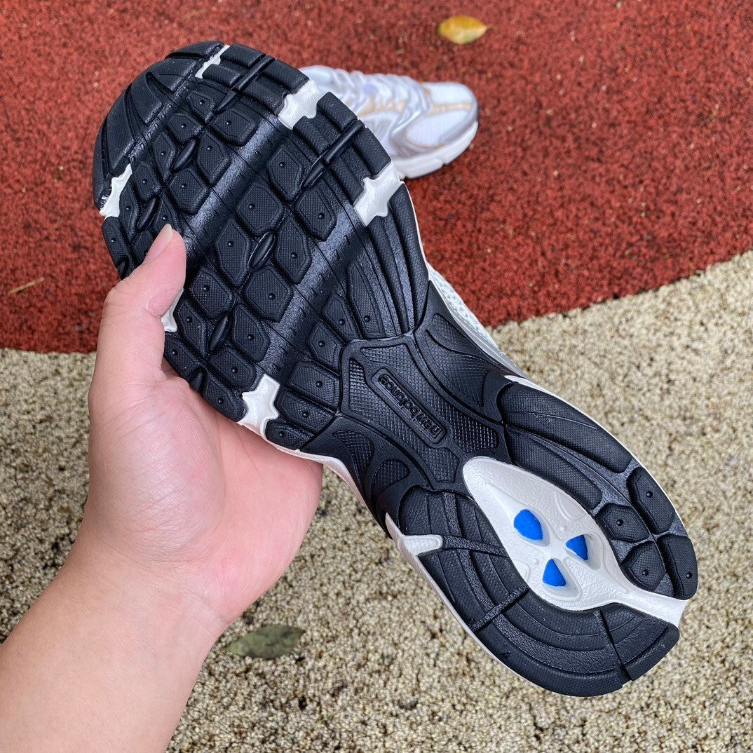 New Balance 530 gold