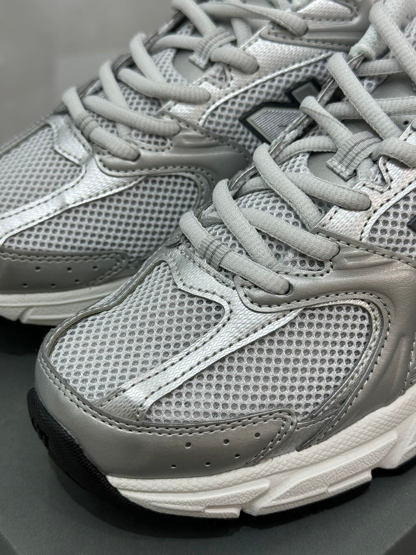 New Balance 530 Grey Matter Silver Metallic