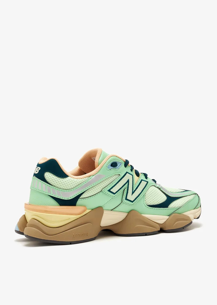 New Balance 9060 Sweetgrass Deep Ocean