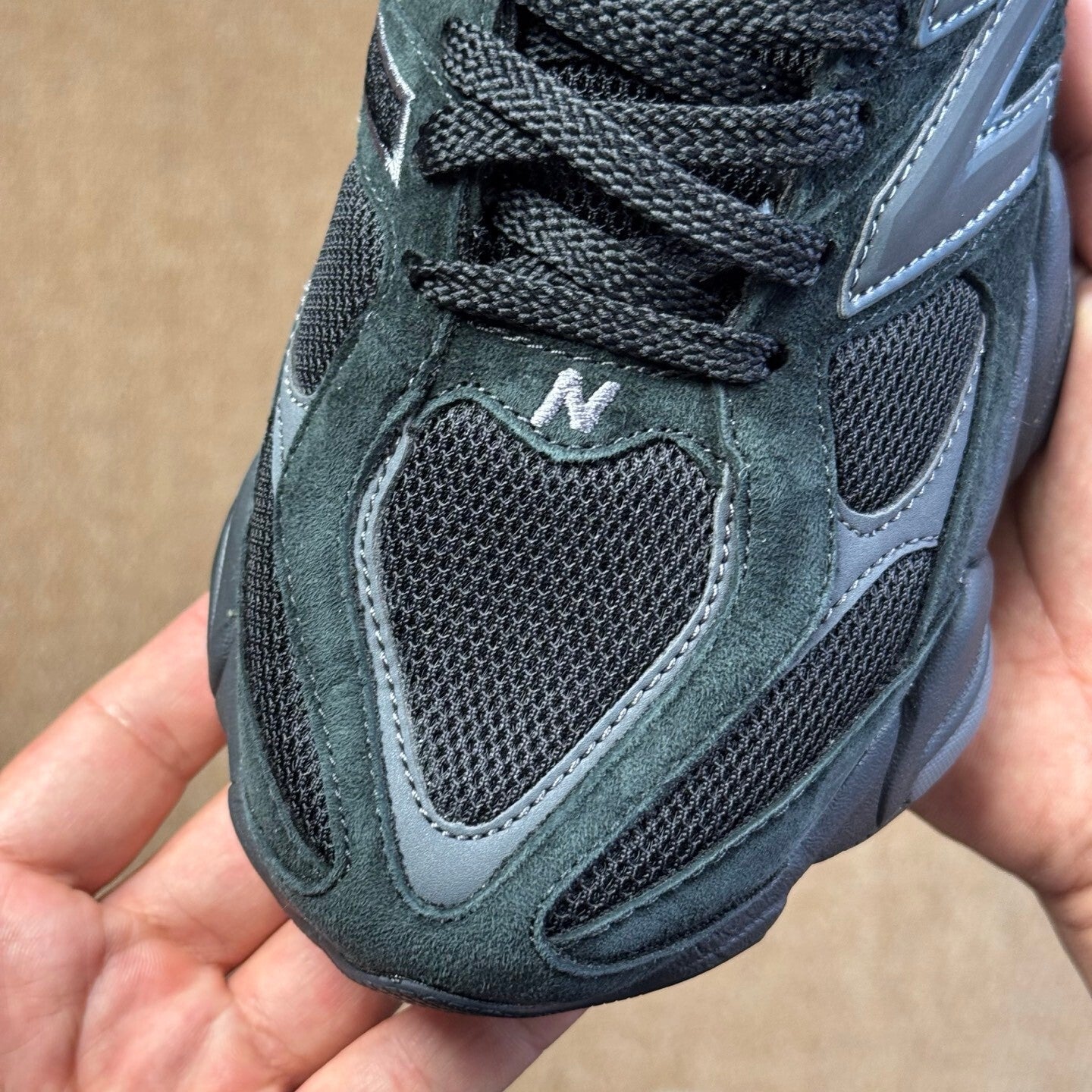 New Balance 9060 Black Cement