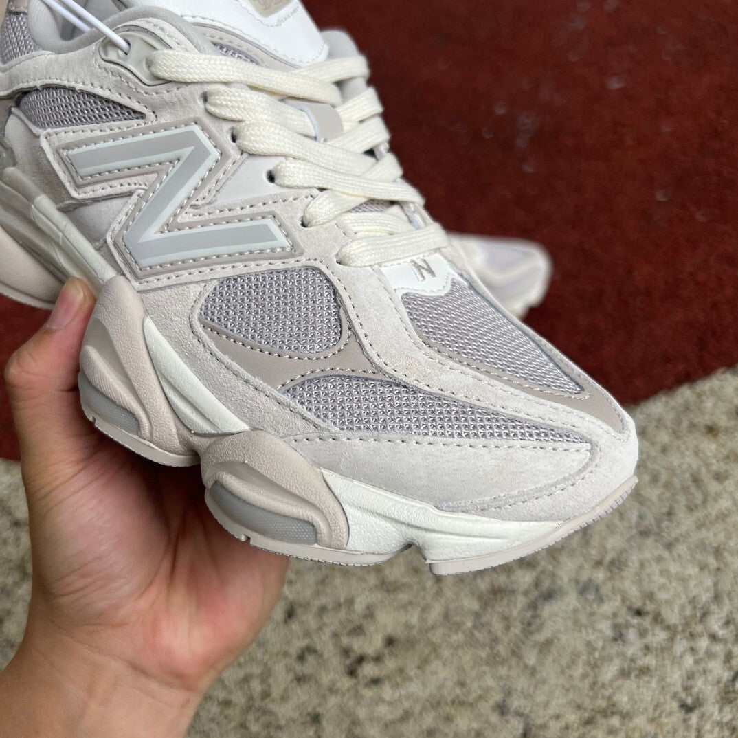 New Balance 9060 Grey Moonbeam