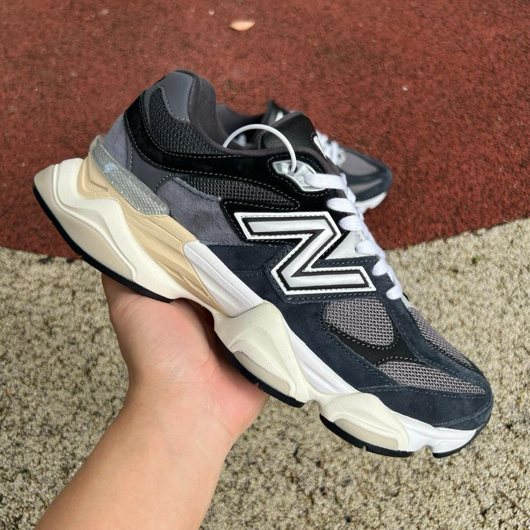 New Balance 9060 Black/Phantom