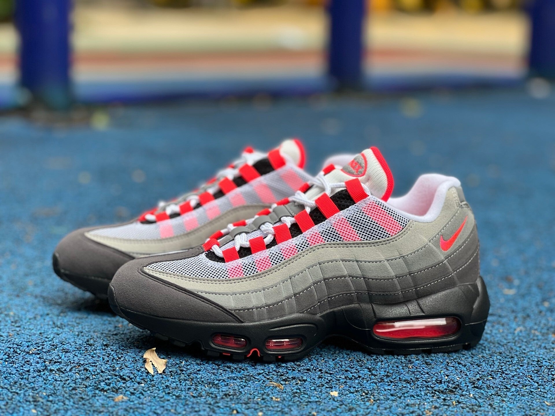 Nike Air Max 95 OG Neon AT28