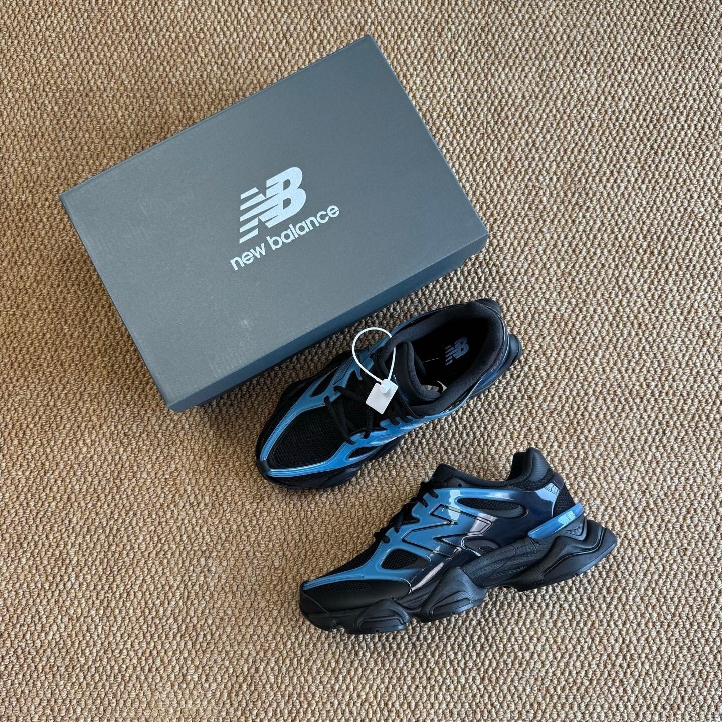 New Balance 9060 Navy Blue Black Gradient