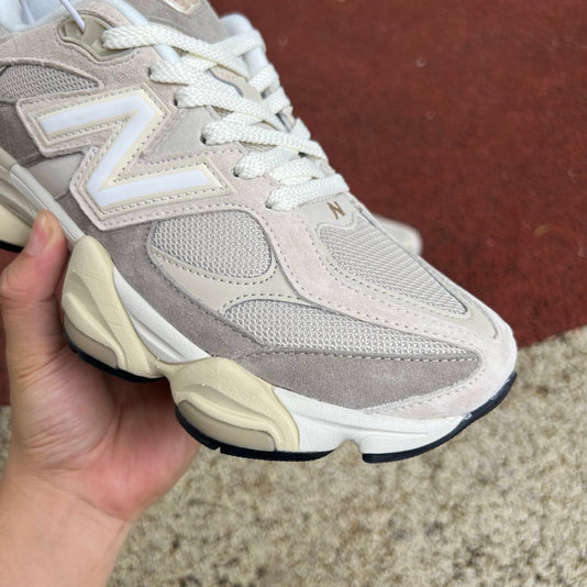 New Balance 9060 Avena