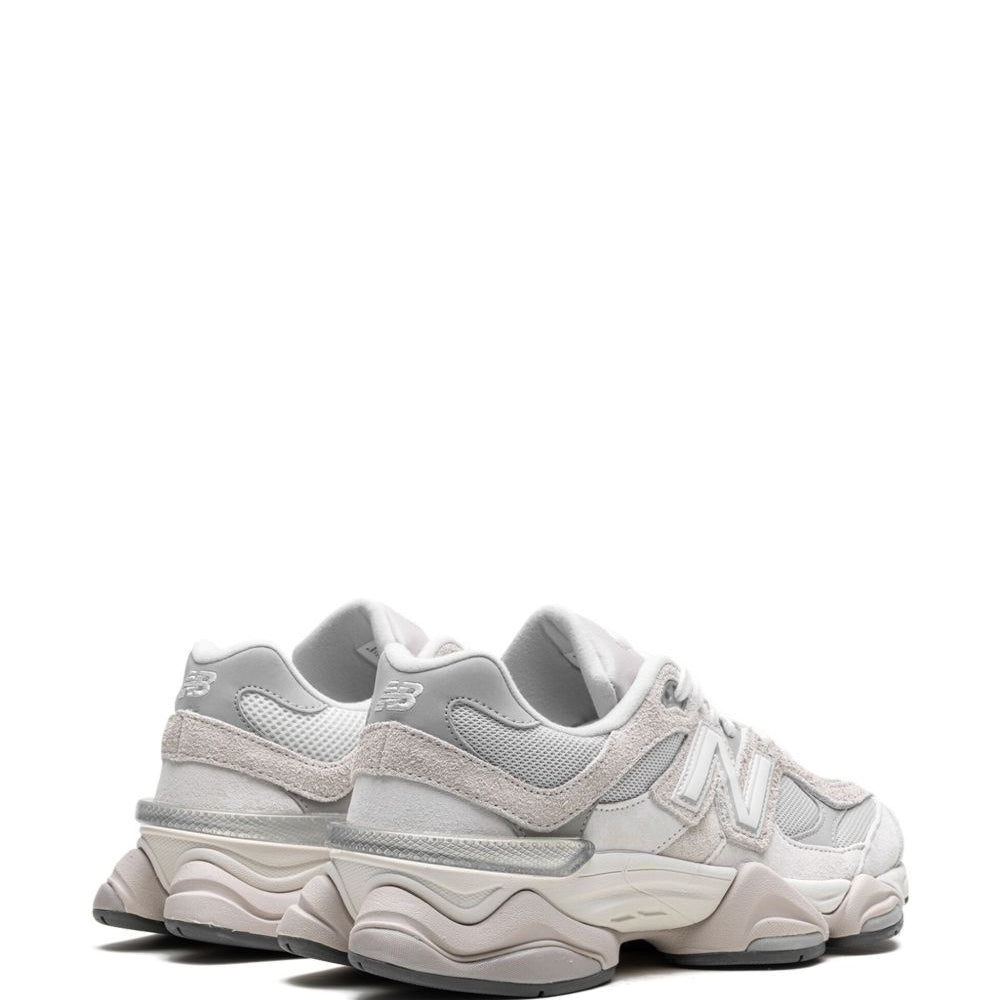 New Balance 9060 UK 4.5 Grigio nuvola Beige