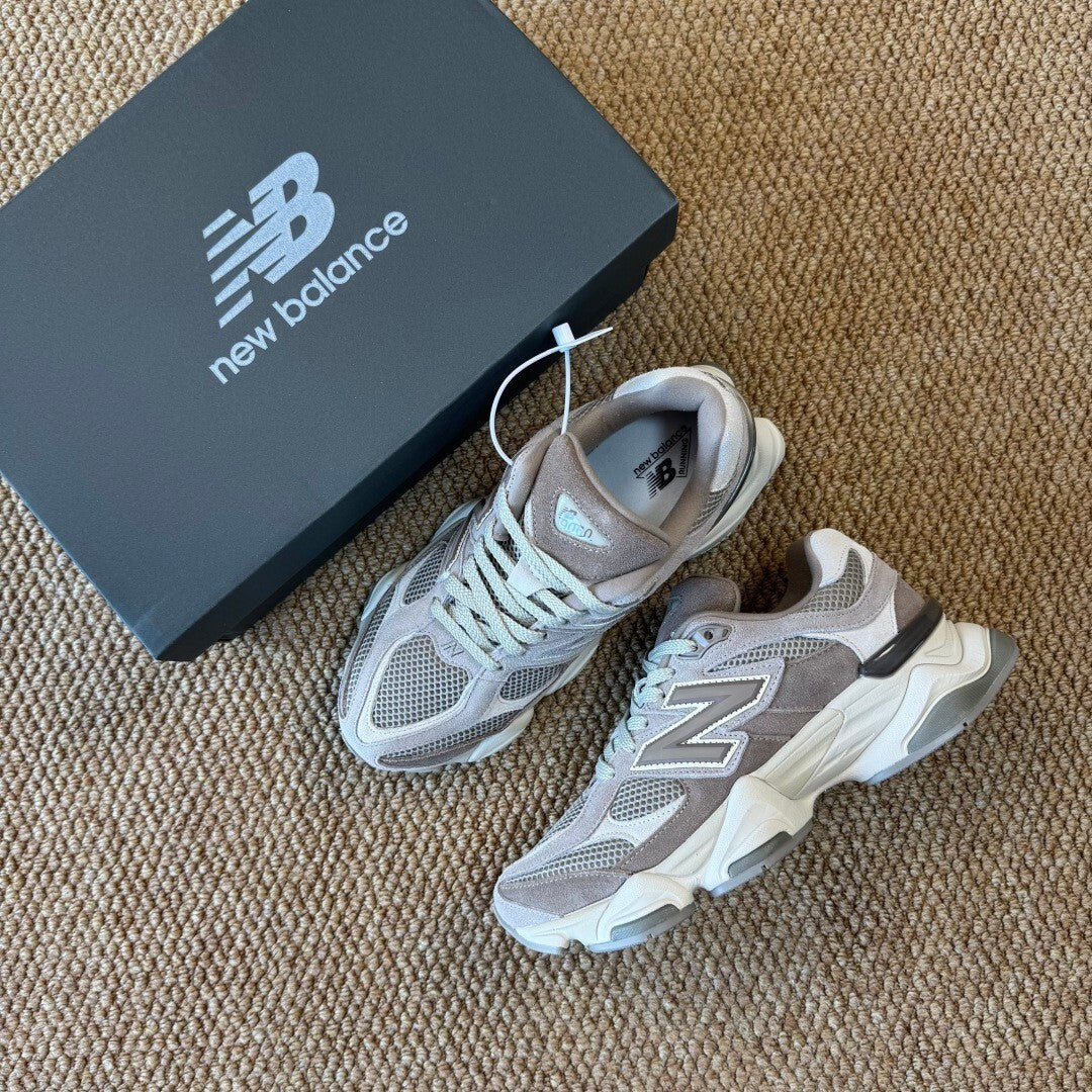 New Balance U9060 V1 Sneakers marroni