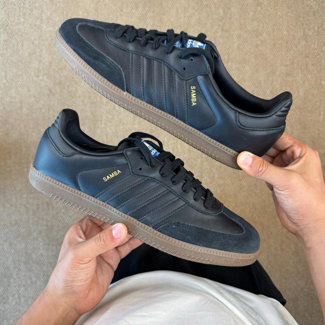 adidas Samba OG "Core Black & Gum"