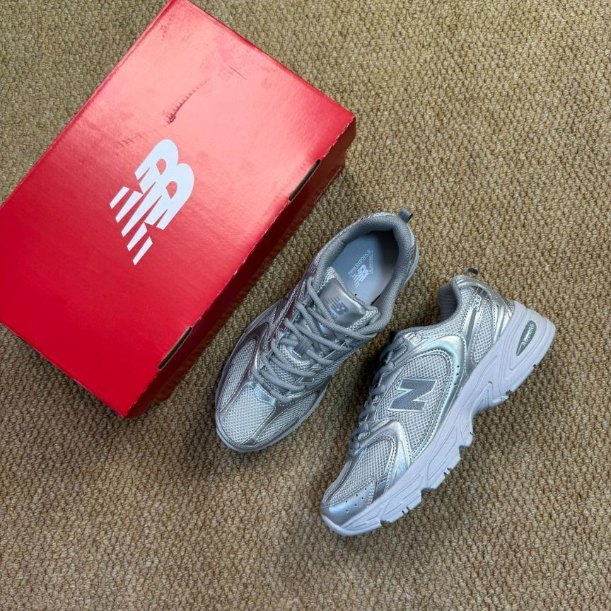 New Balance 530 Silver Grey