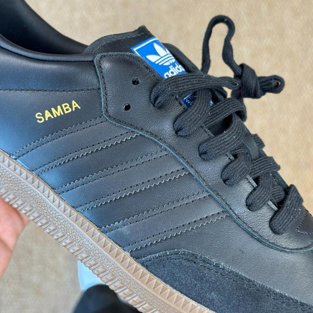adidas Samba OG "Core Black & Gum"
