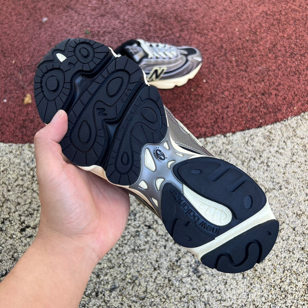 New Balance 1000 "Silver Metallic"