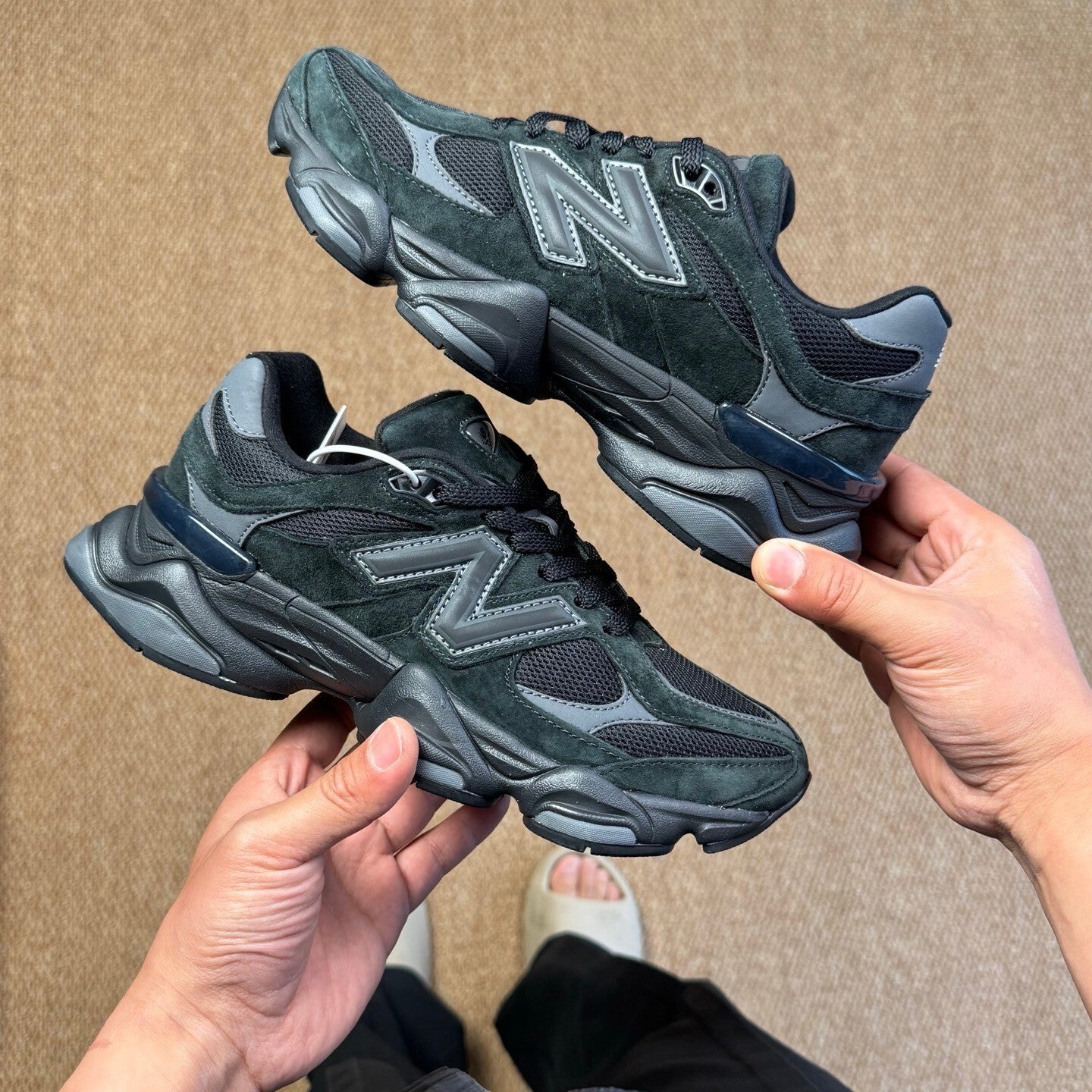 New Balance 9060 Black Cement