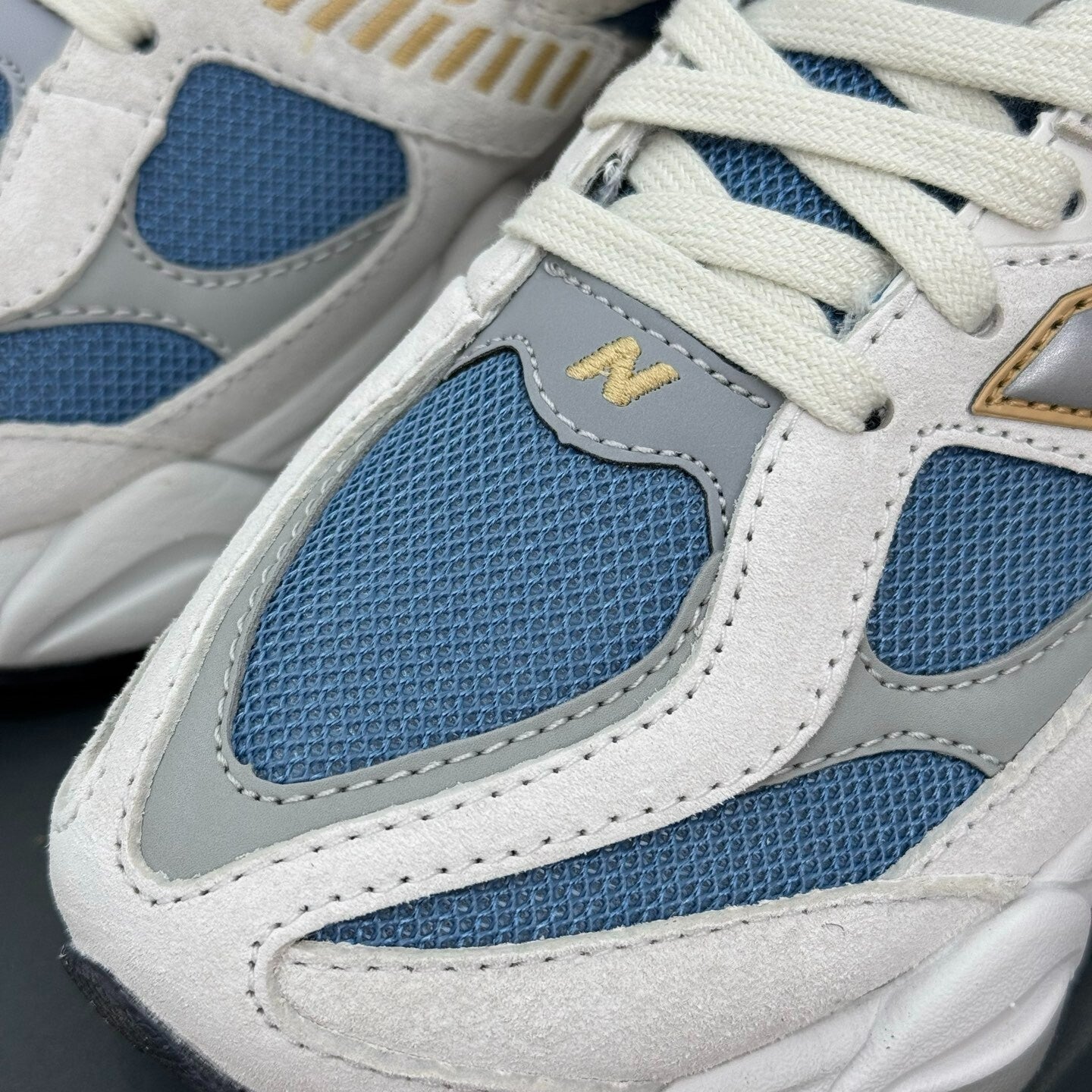 New Balance 9060 Heron Blue Grey