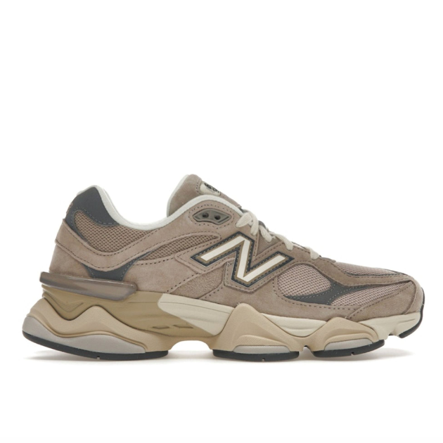 New Balance 9060 Driftwood Castlerock