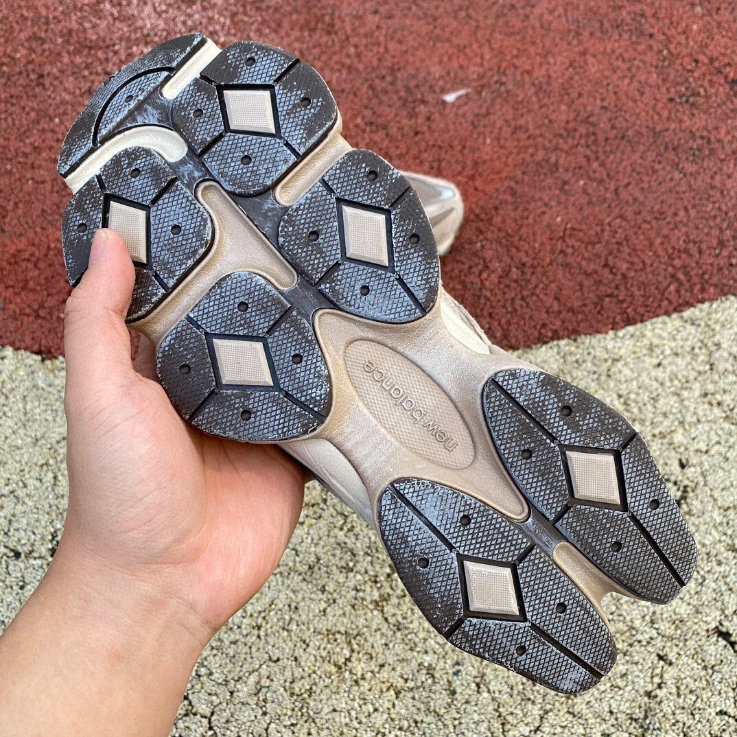 New Balance NB9060 "Mushroom & Timberwolf"