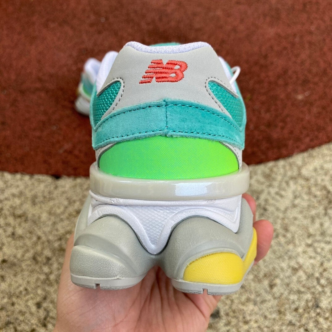 New Balance 9060 DTLR Cyan Burst