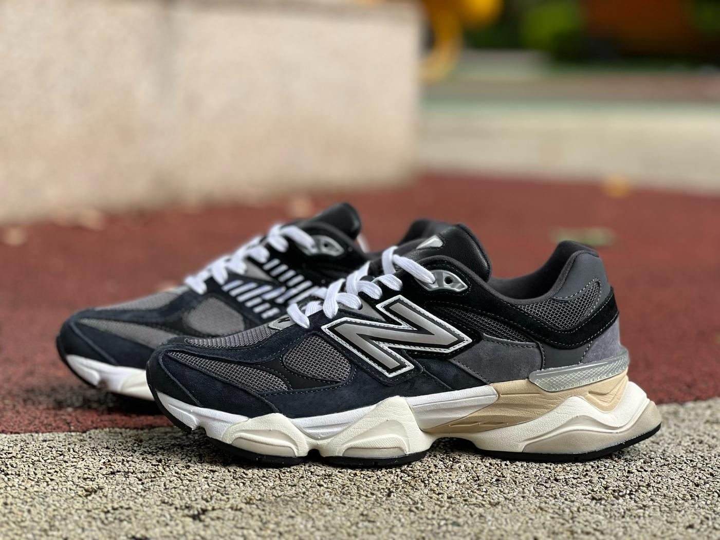 New Balance 9060 Black/Phantom