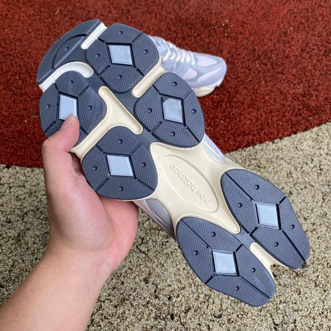 New Balance Granite/Pink Granite/Silver Metallic