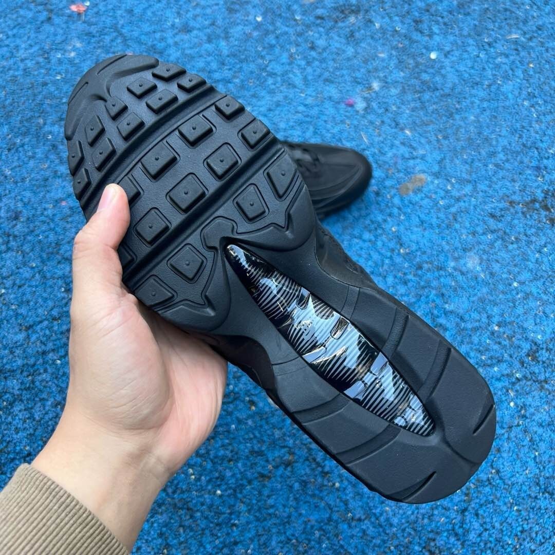 Air Max 95 Essential