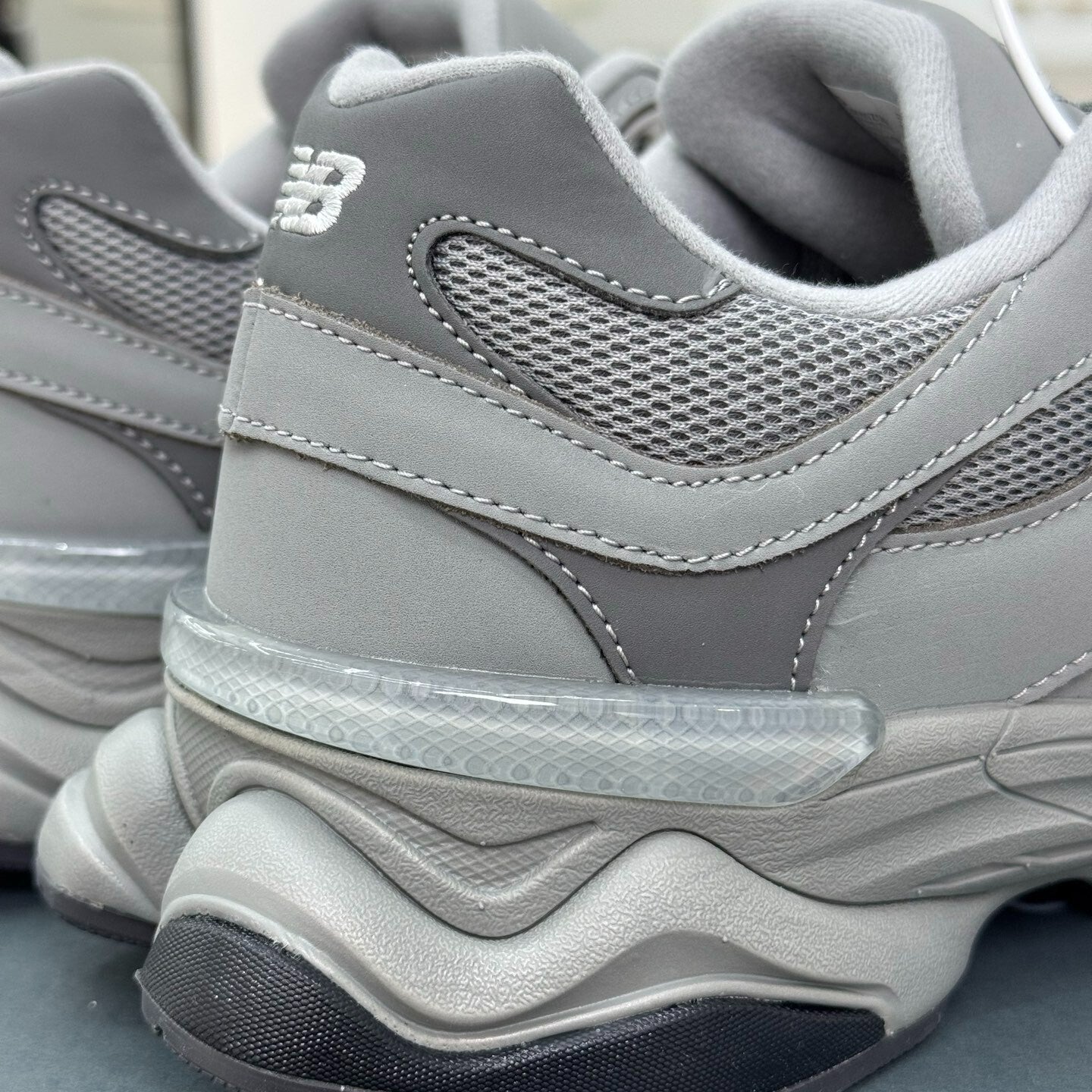 New Balance 9060 Shadow Grey ANT