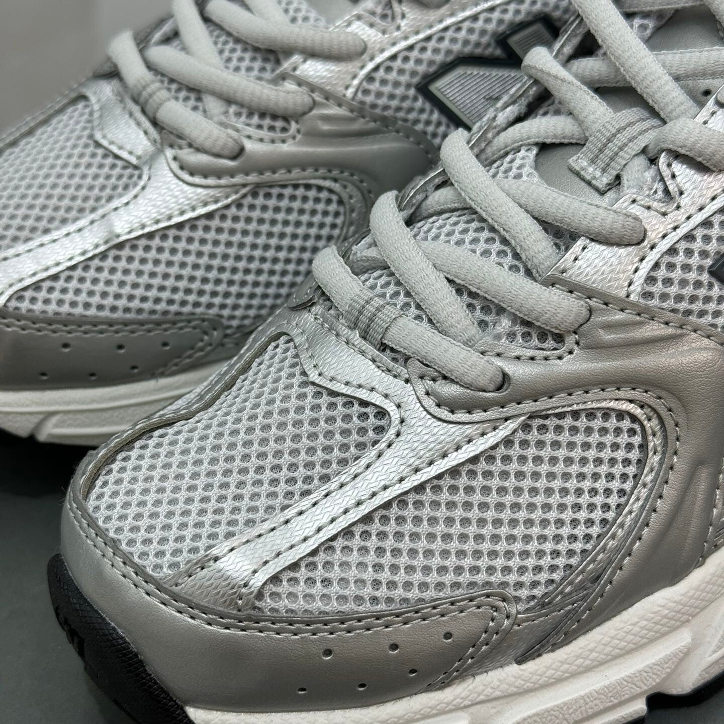 New Balance 530 Grey Matter Silver Metallic
