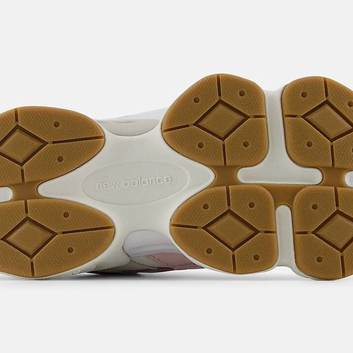 New Balance 9060 Rose Pink