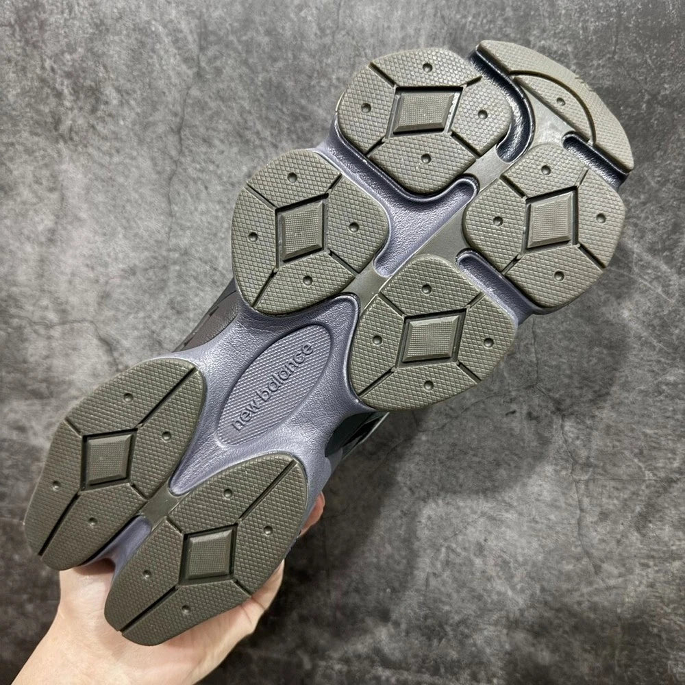 New Balance 9060 Blacktop Dark Moss