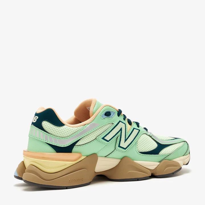 New Balance 9060 Sweetgrass Deep Ocean